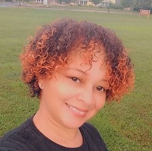 Meet your Posher, Sonya